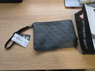 Cartera Clutch GUESS Negra Original