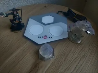 Disney Infinity Wii Juego + Base + Figuras