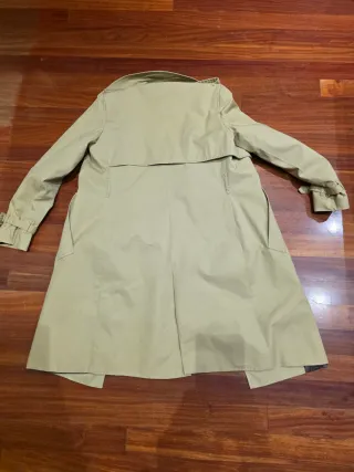 2 Gabardinas Beige y Kaki