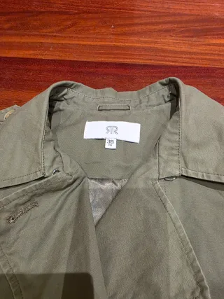 2 Gabardinas Beige y Kaki