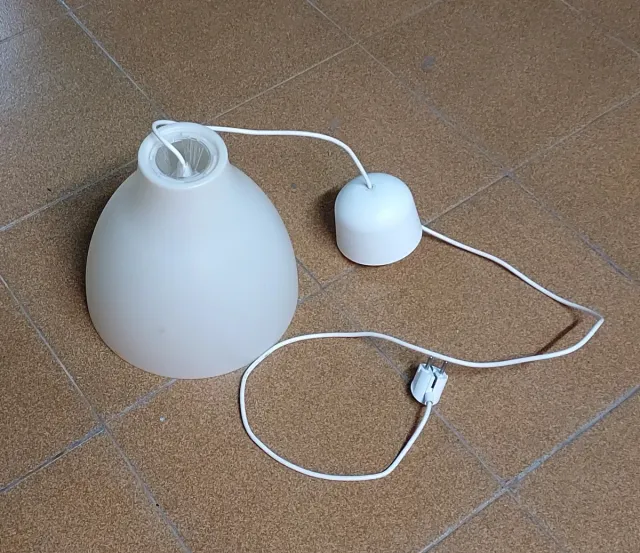 Lámpara colgante diseño portátil