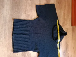 Jersey cuello alto manga murciélago negro S