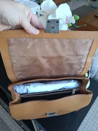 Bolso de piel Guy Laroche