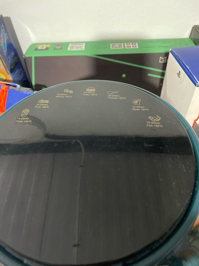 Freidora de aire color verde