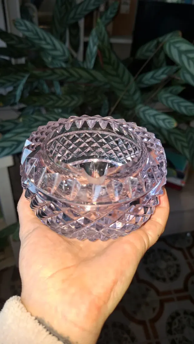 Antico Posacenere in Cristallo Intagliato