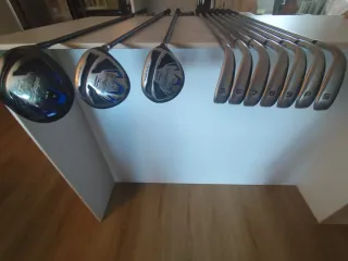 Set de palos de golf y bolsa