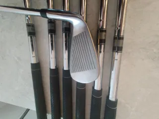 Set de palos de golf y bolsa