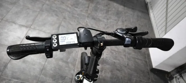 Bicicleta Eléctrica Plegable Ado A20+