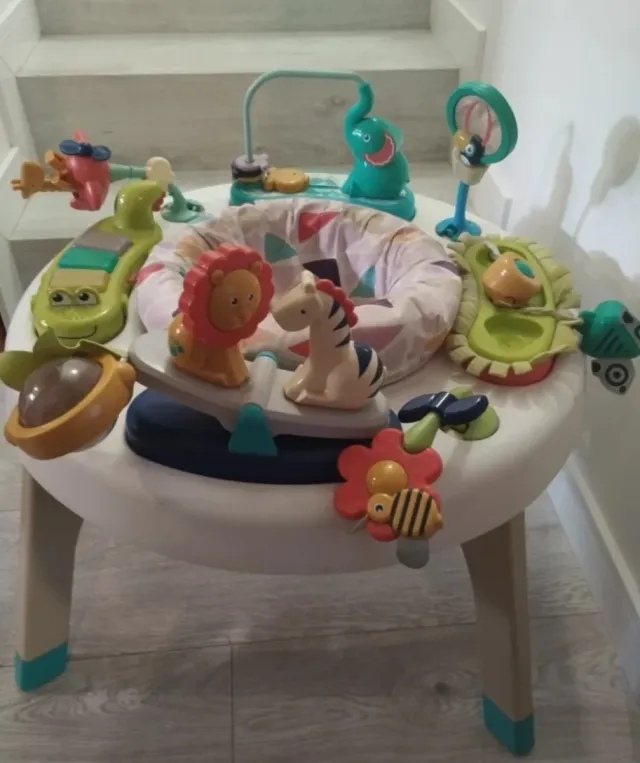 Centro de actividades para bebé