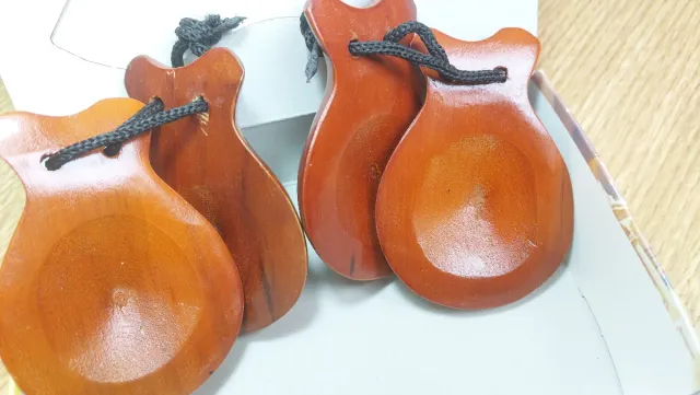 Castañuelas profesionales.