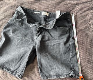 Pantalón corto baggy Pull and Bear negro