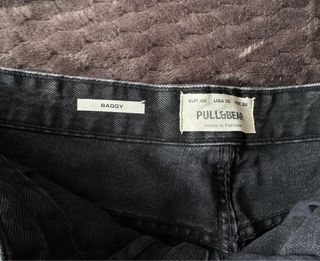 Pantalón corto baggy Pull and Bear negro