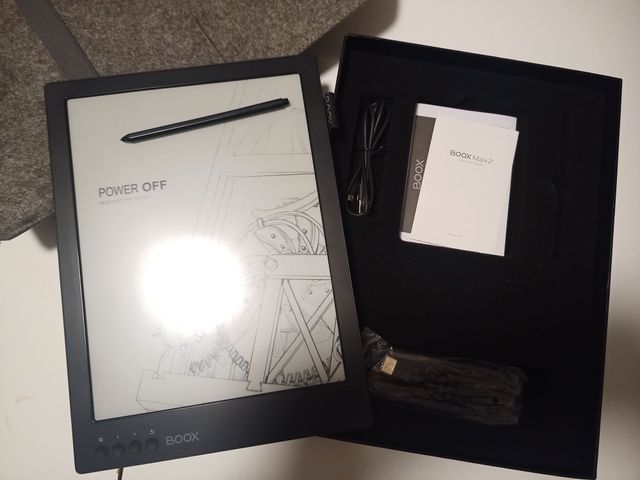 BOOX Max 2