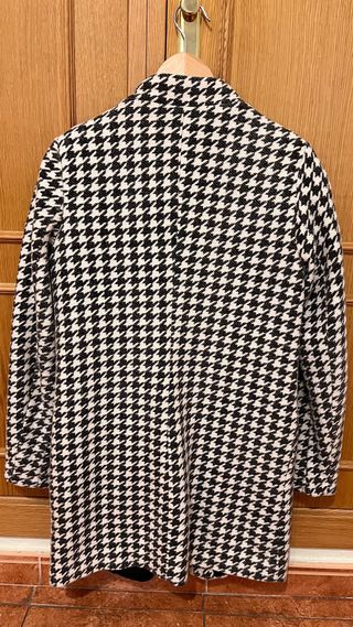 Abrigo cuadros Stradivarius Talla S