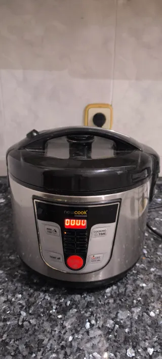 Olla exprés eléctrica Newcook