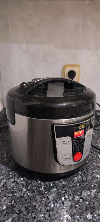 Olla exprés eléctrica Newcook