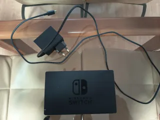 Nintendo Switch + Mario Kart 8 Deluxe