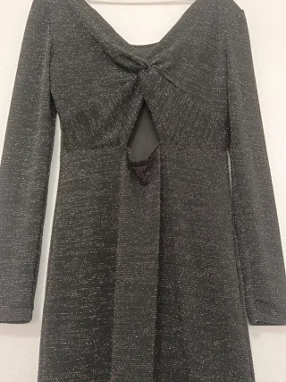 Vestido fiesta Amisu plateado espalda descubierta