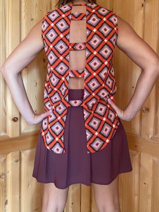 Blusa sin mangas estampada