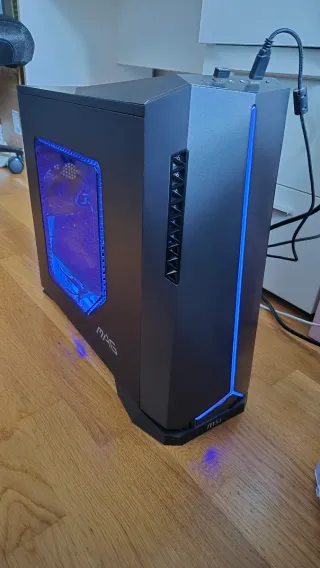 PC Gaming MSI Ryzen 5 5600x GTX 1660 Super