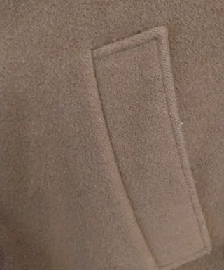 Abrigo de paño largo