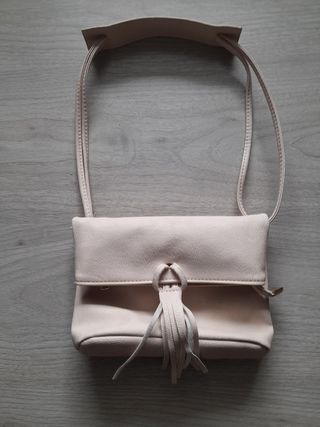 Bolsos de tela y más.  Diferentes precios.