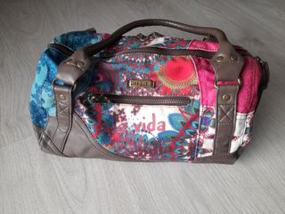 Bolsos de tela y más.  Diferentes precios.