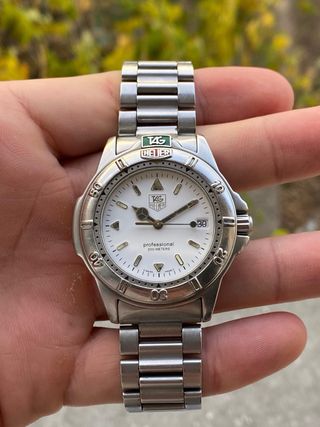 TAG Heuer 4000 Professional