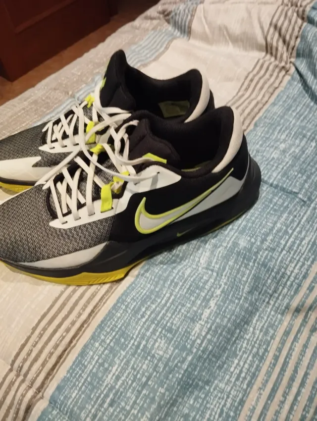 Zapatillas Baloncesto Niño Negro Verde