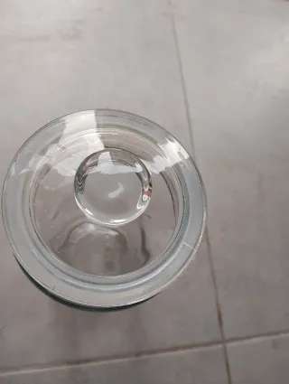 Botes de cristal con tapa