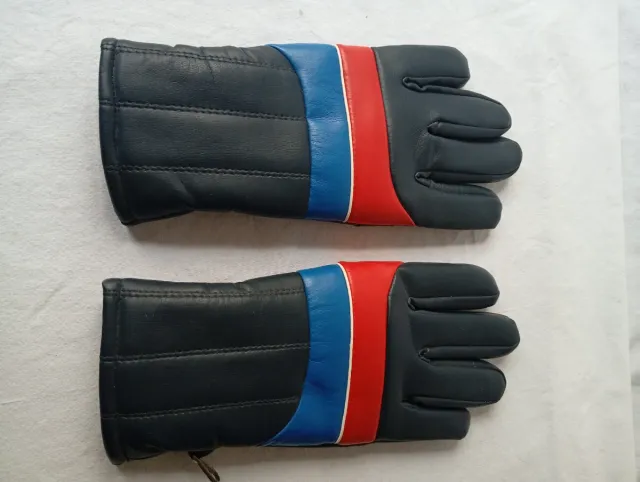 Guantes Talla M con Raya Roja y azul.