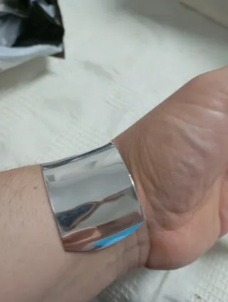 Brazalete de plata abierto