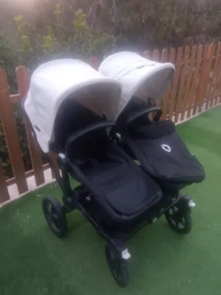 Carrito de bebé doble Bugaboo