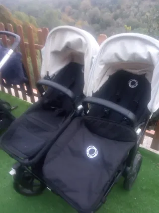 Carrito de bebé doble Bugaboo