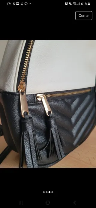 Mochila Claire's blanca y negra