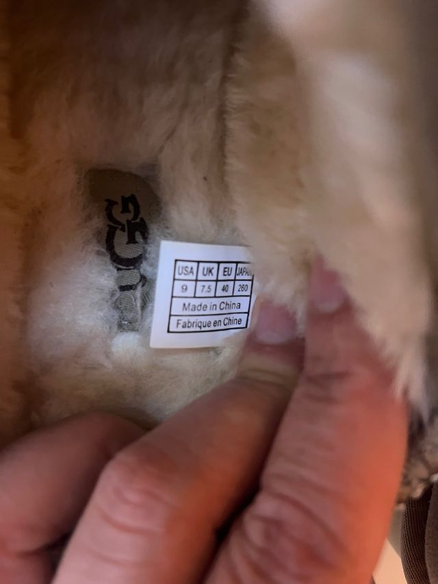 UGG Beige Pantuflas Mujer