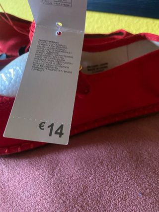 Zapatos Primark tela rojos pulsera talla 39