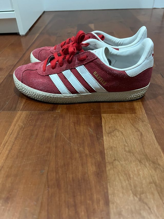 Zapatillas Adidas Gazelle Rojas Talla 35