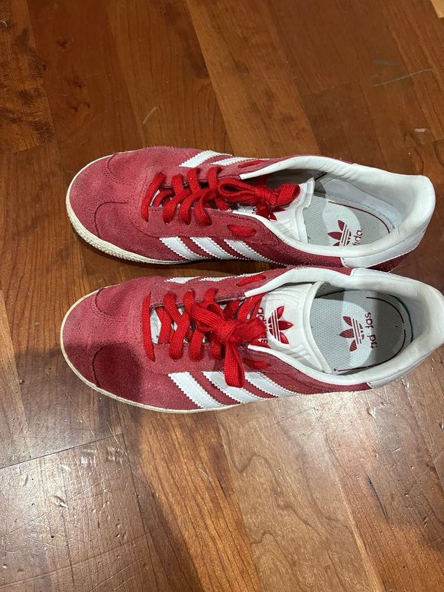 Zapatillas Adidas Gazelle Rojas Talla 35