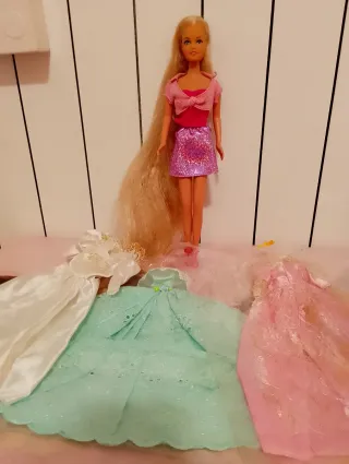 Bambola Steffy vintage con vestiti