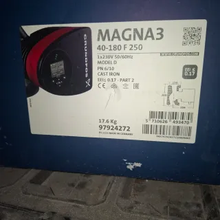 Bomba Grundfos MAGNA3 40-180 F 250