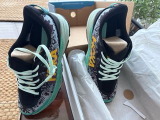 Hoka Speedgoat 6 Talla 42 Nuevas