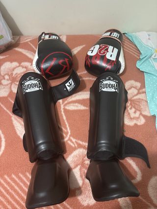 Protecciones Artes Marciales Buddha y Guantes