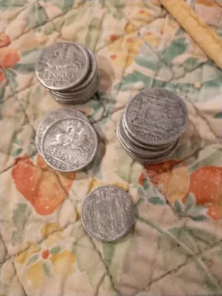 Lote 17 monedas España 10 céntimos años 40