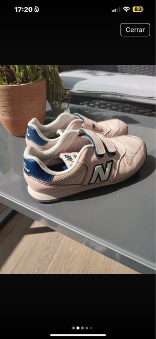 Zapatillas New Balance rosas y azules