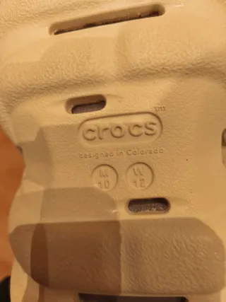 Crocs Beige y Naranja