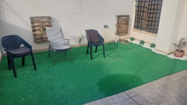 Pratino artificiale verde