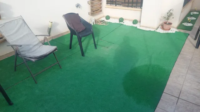 Pratino artificiale verde