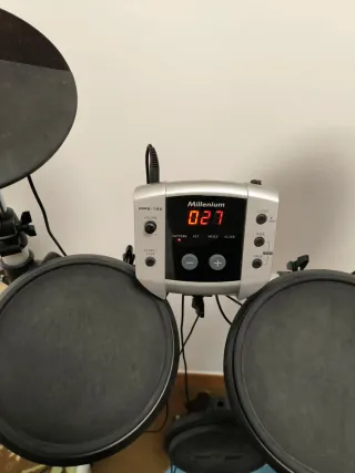 Batería Electrónica Millenium mps -150 .