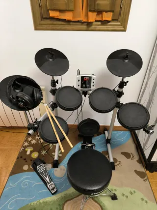 Batería Electrónica Millenium mps -150 .